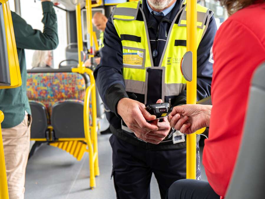 Team in Bussen unterwegs: Oldenburger VWG setzt wieder auf ...