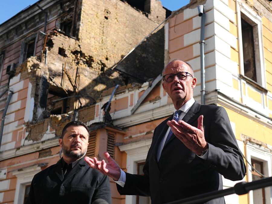 War in Ukraine: Multiple drone alerts in Kyiv during Merz's visit