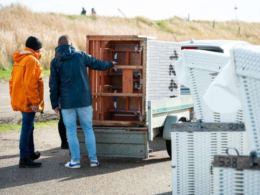 Besonderes Souvenir vom Meer: Strandkorb-Versteigerungen an der Nordsee – ...