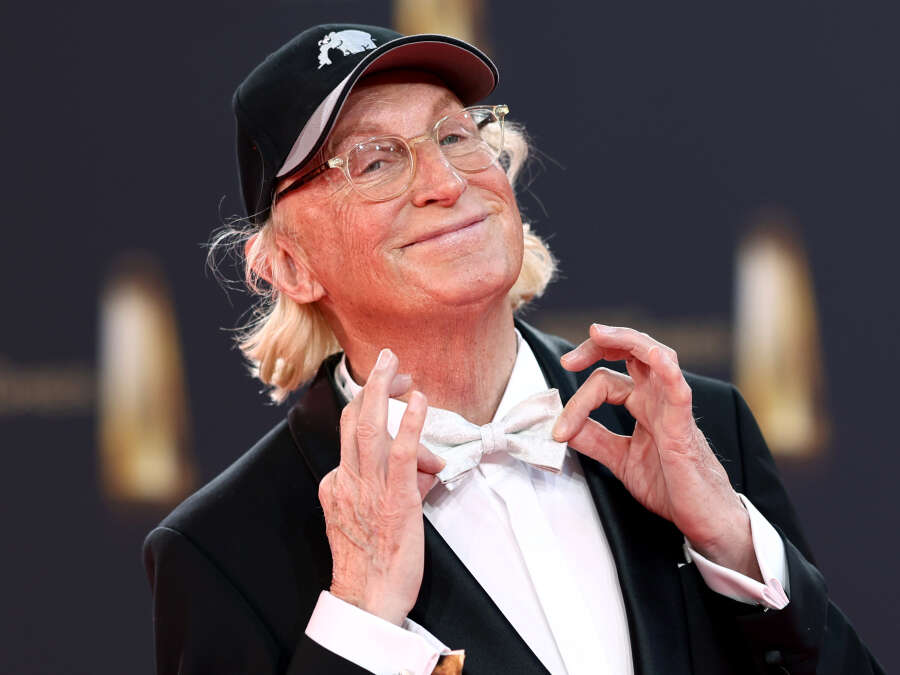 Song mit Paula Carolina: Otto Waalkes: „Sie hat mir gesagt ...